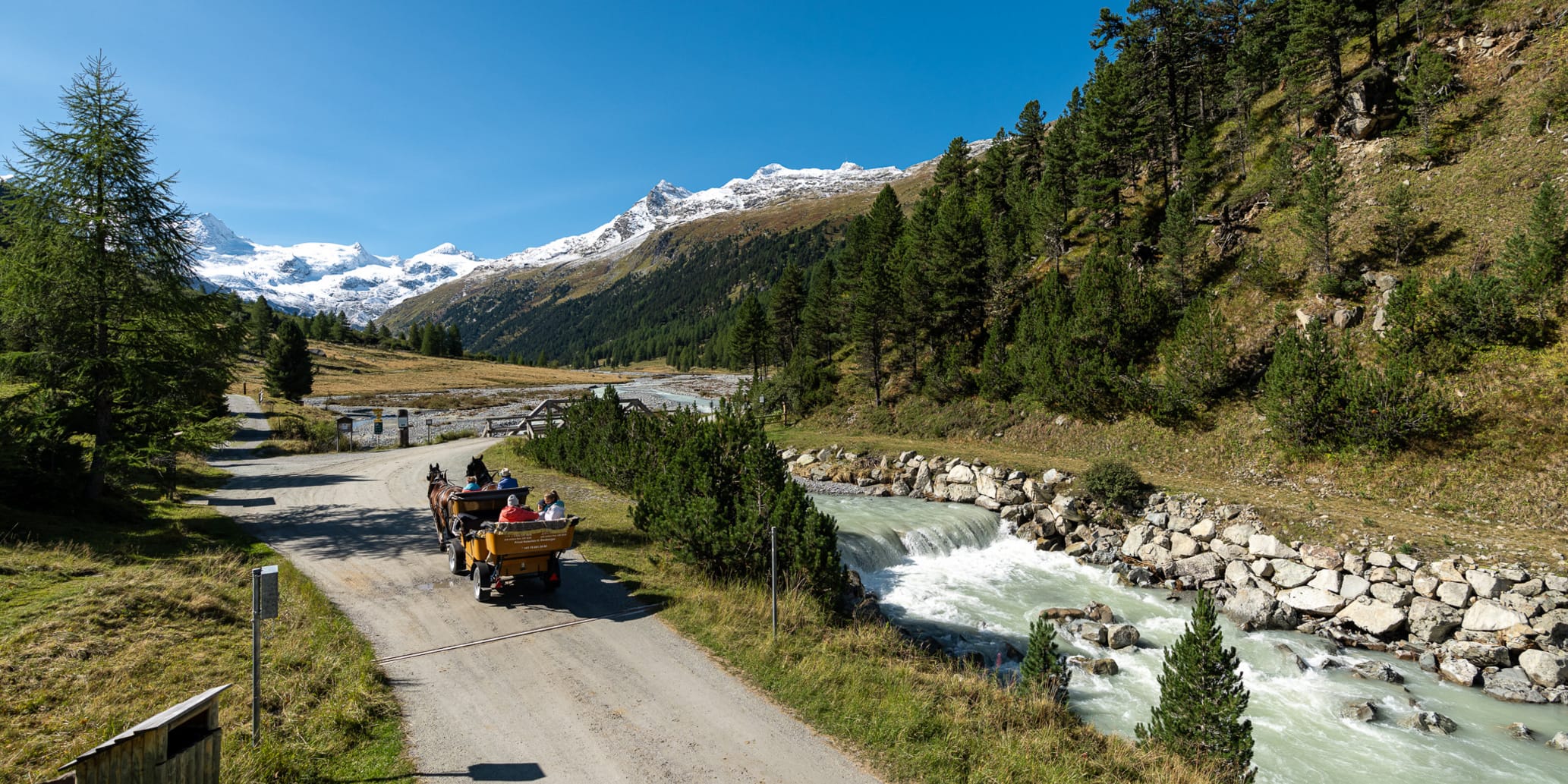 Carriage ride Val Roseg